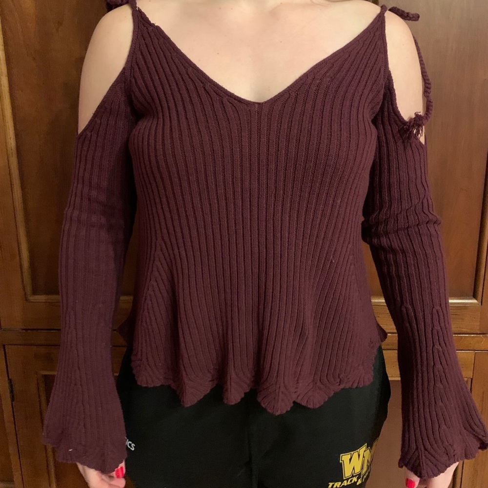Sweater (Maroon)